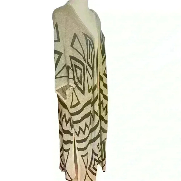 Gibson Latimer Long Cape Open Front Drape 100% Viscose Tan Black Button Sides - Picture 6 of 8